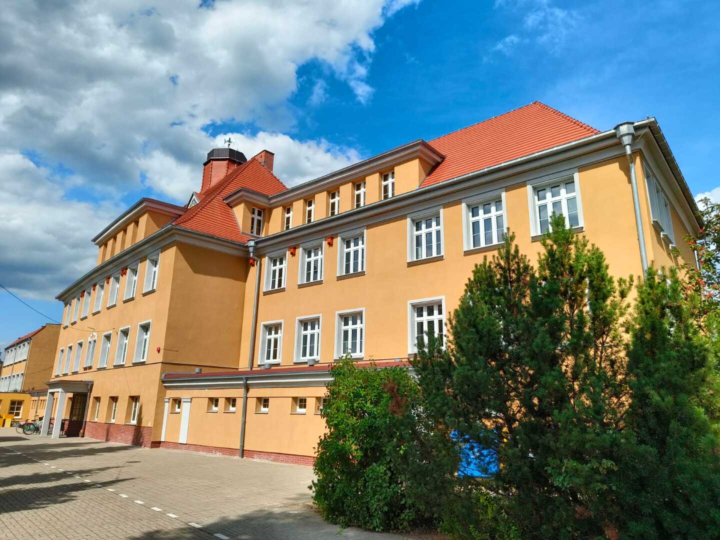 Tutaj powinien być opis