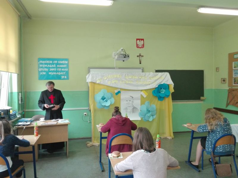 Tutaj powinien być opis obrazka