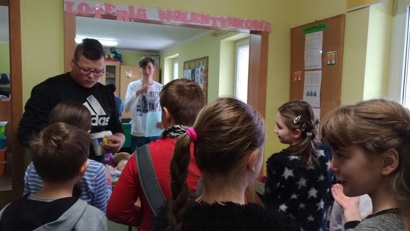 Tutaj powinien być opis obrazka