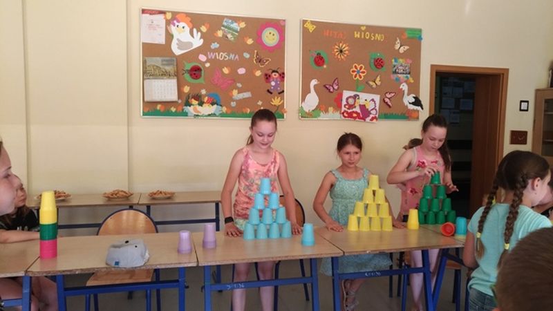 Tutaj powinien być opis obrazka