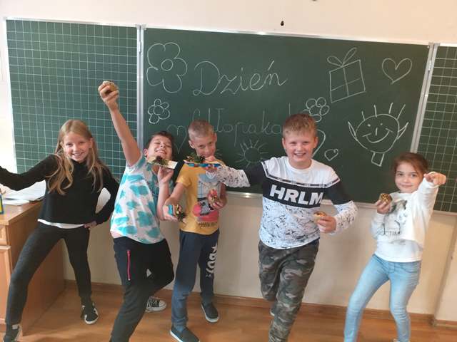 Tutaj powinien być opis obrazka