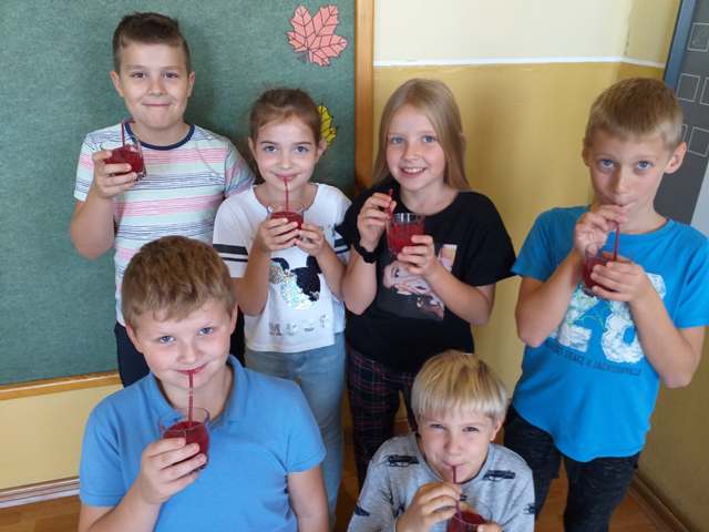 Tutaj powinien być opis obrazka