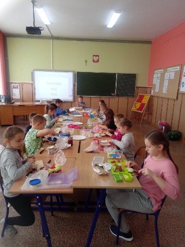 Tutaj powinien być opis obrazka