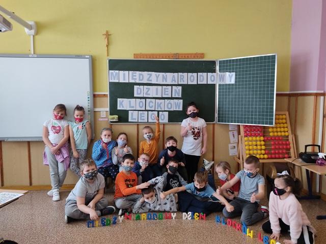 Tutaj powinien być opis obrazka