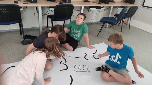 Tutaj powinien być opis obrazka