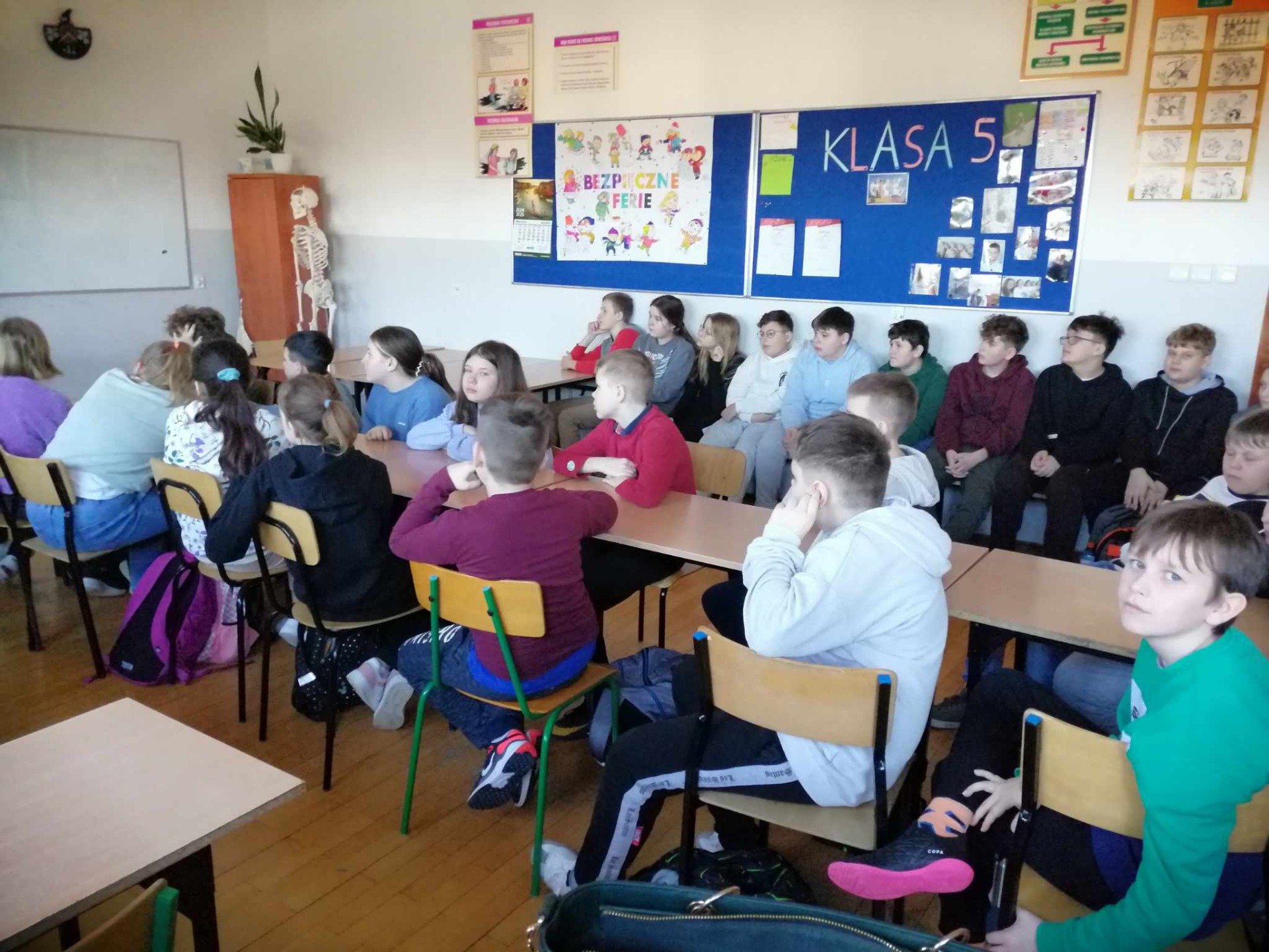 Tutaj powinien być opis obrazka