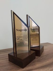 zdjęcie znajduje się na stronie: https://www.kanadebica.org/wilczymi-sladami-2022/?fbclid=IwAR39iTurT6MnEtZcBaCUW3APzza2XXfw2kVRPrMhrXjpJKkLy-zCIO9vNIk