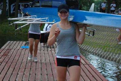 Roksana Karpińska, wioślarka Unii Tczew: w reprezentacyjnej dwójce podwójnej dwukrotnie zajęła drugą lokatę w Pucharze Europy. W mistrzostwach Polski juniorów w jedynkach zajęła 5 miejsce, a w dwójkach szóste - wyślij sms o treści sdt.5 na numer 72355 (koszt 2,46 zł z VAT).