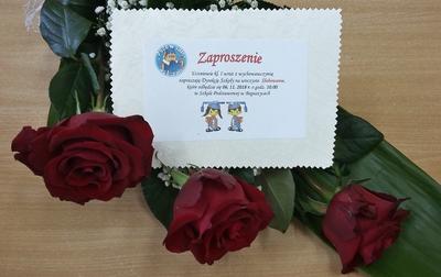 Zaproszenie w wykonaniu pierwszoklasistów 