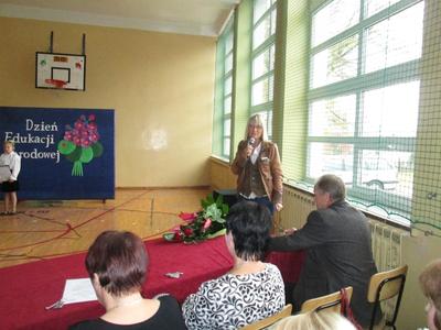 Podziękowania na ręce Pana Dyrektora złożyła w imieniu Rady Rodziców, pani Justyna Krawczyk.