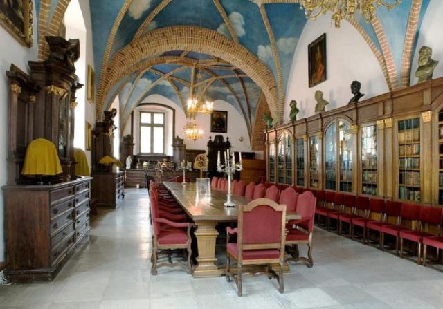 Tutaj powinien być opis