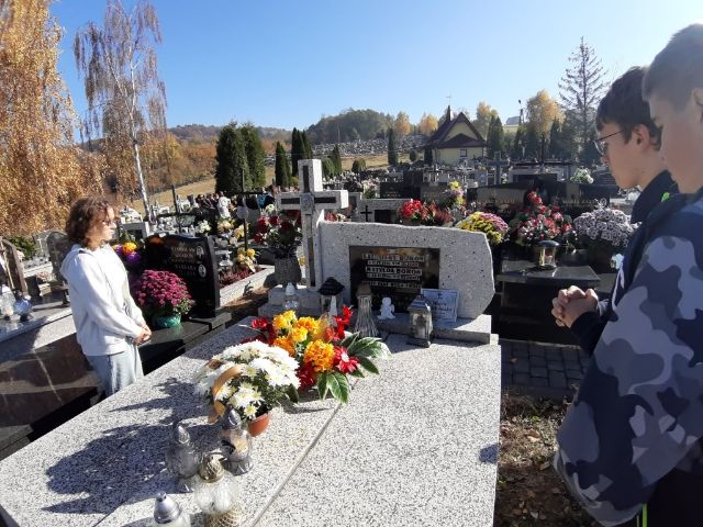 Tutaj powinien być opis