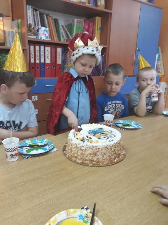 Tutaj powinien być opis obrazka