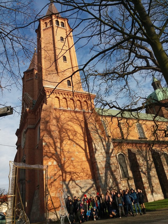 Tutaj powinien być opis obrazka