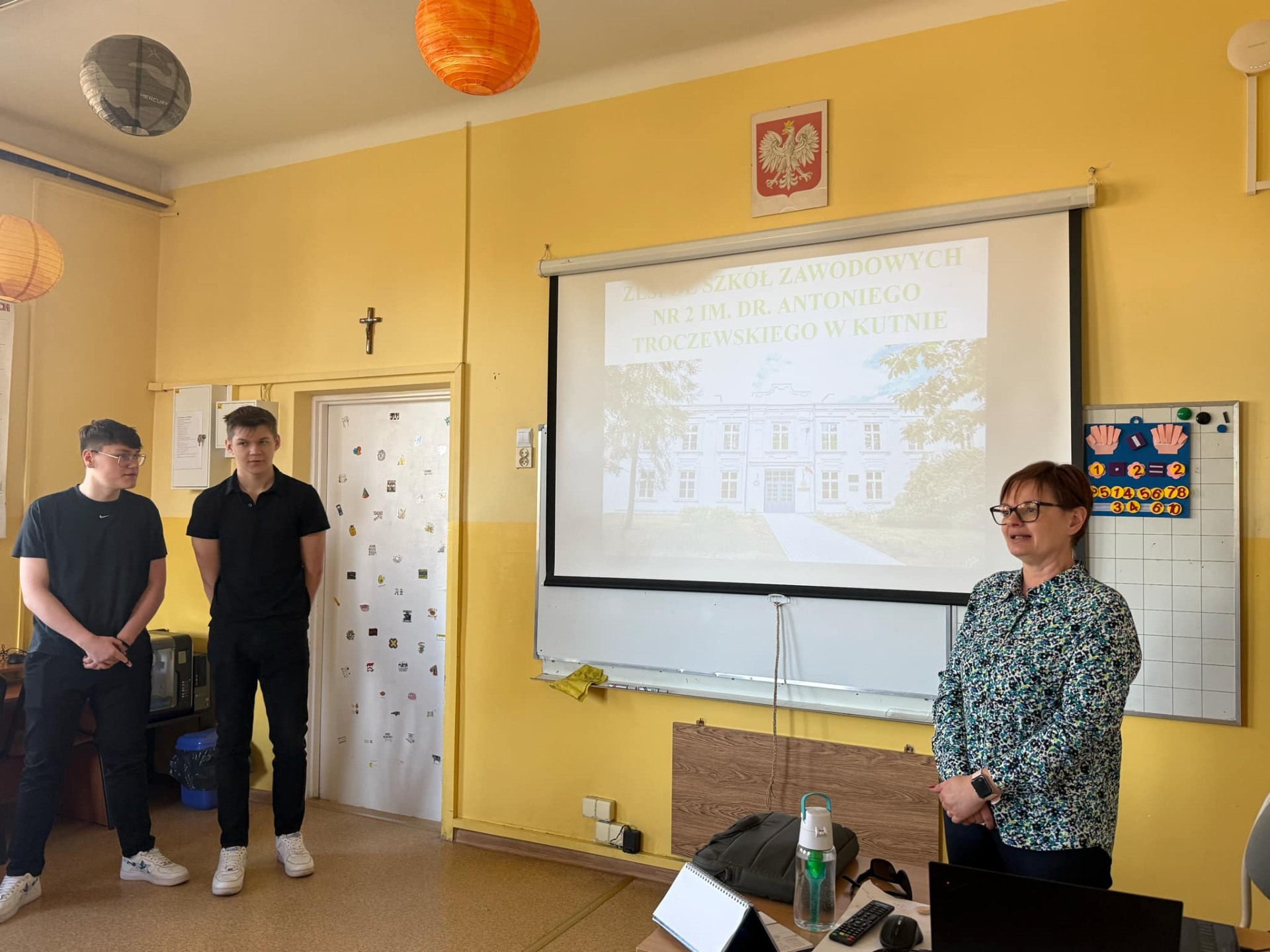 Tutaj powinien być opis obrazka