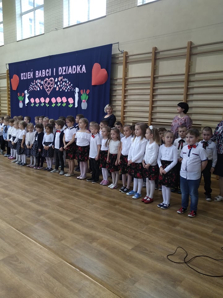 83215148_771351363351403_1915569793566507008_njpg [720x960]