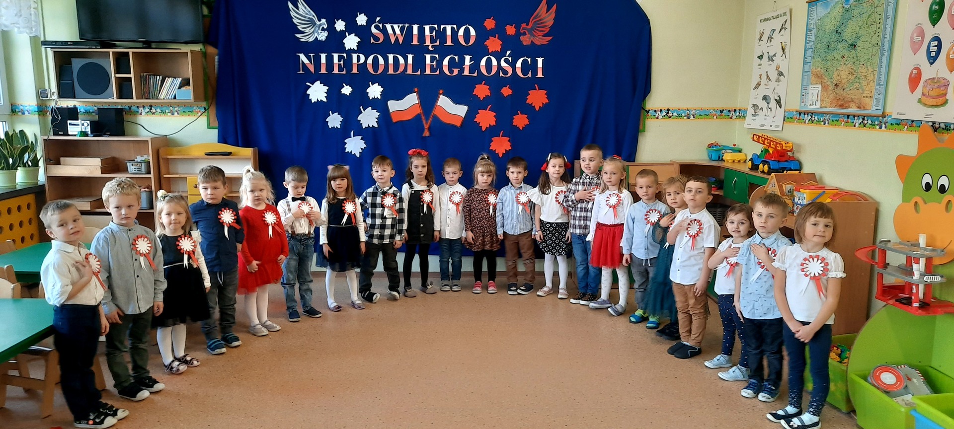 swieto_niepodleglosci_biedronkijpg [4000x1800]