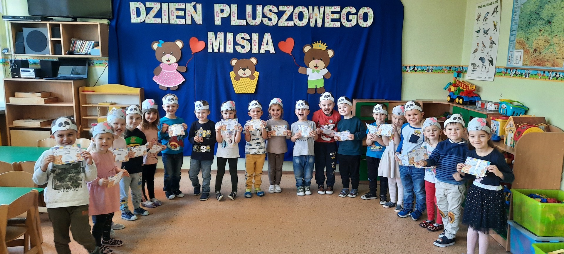 dzien_pluszowego_misia__biedronkijpg [4000x1800]