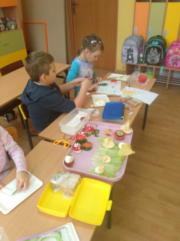 Tutaj powinien być opis obrazka