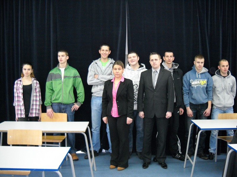 Tutaj powinien być opis obrazka