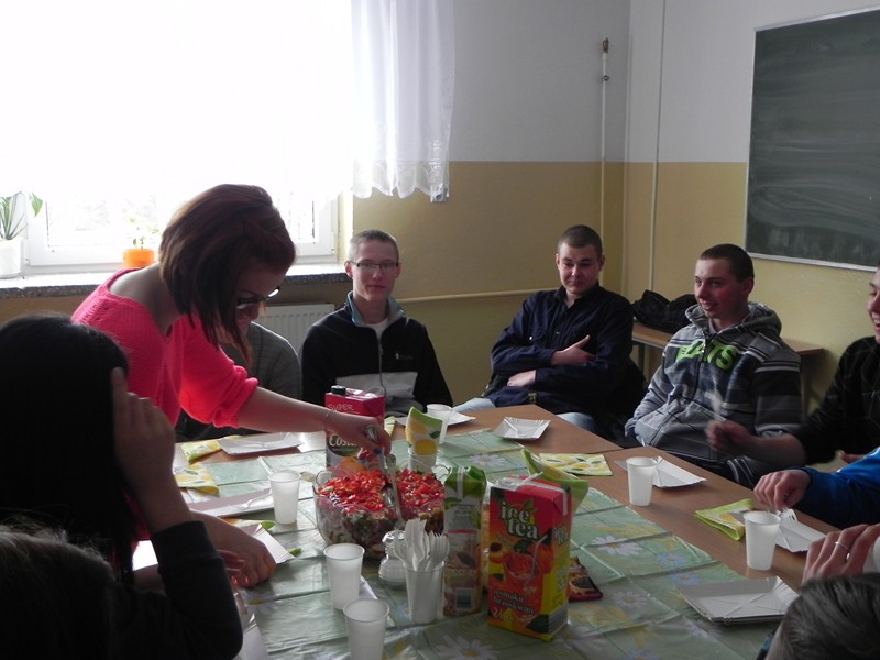 Tutaj powinien być opis obrazka