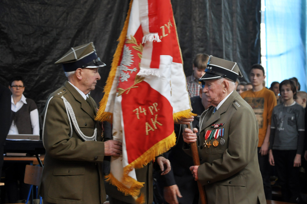 Tutaj powinien być opis obrazka