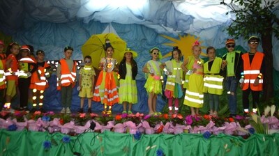 odblaskowy_pokaz_mody.jpg[small]