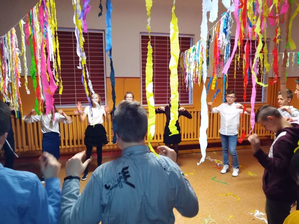 Tutaj powinien być opis obrazka