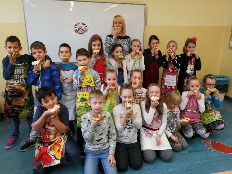 sniadanie3.jpg sniadanie3.jpg