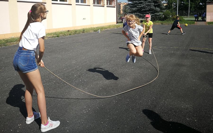 dzien_sportu8.jpg dzien_sportu8.jpg