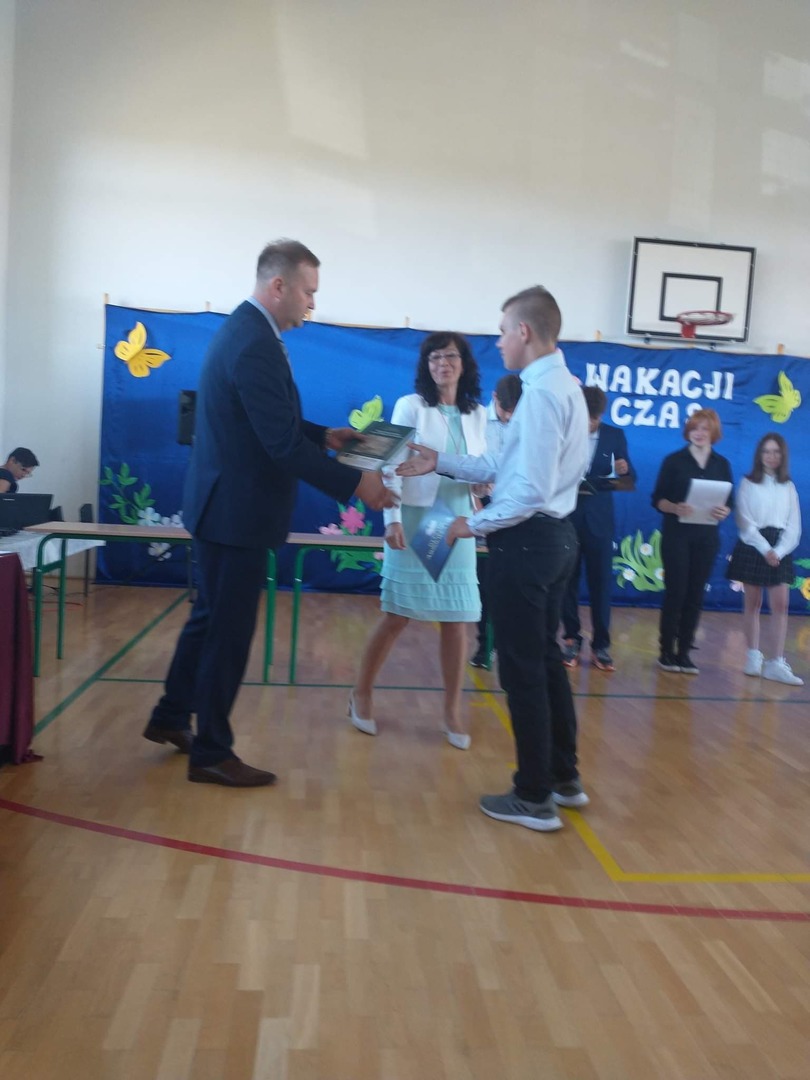 Tutaj powinien być opis obrazka