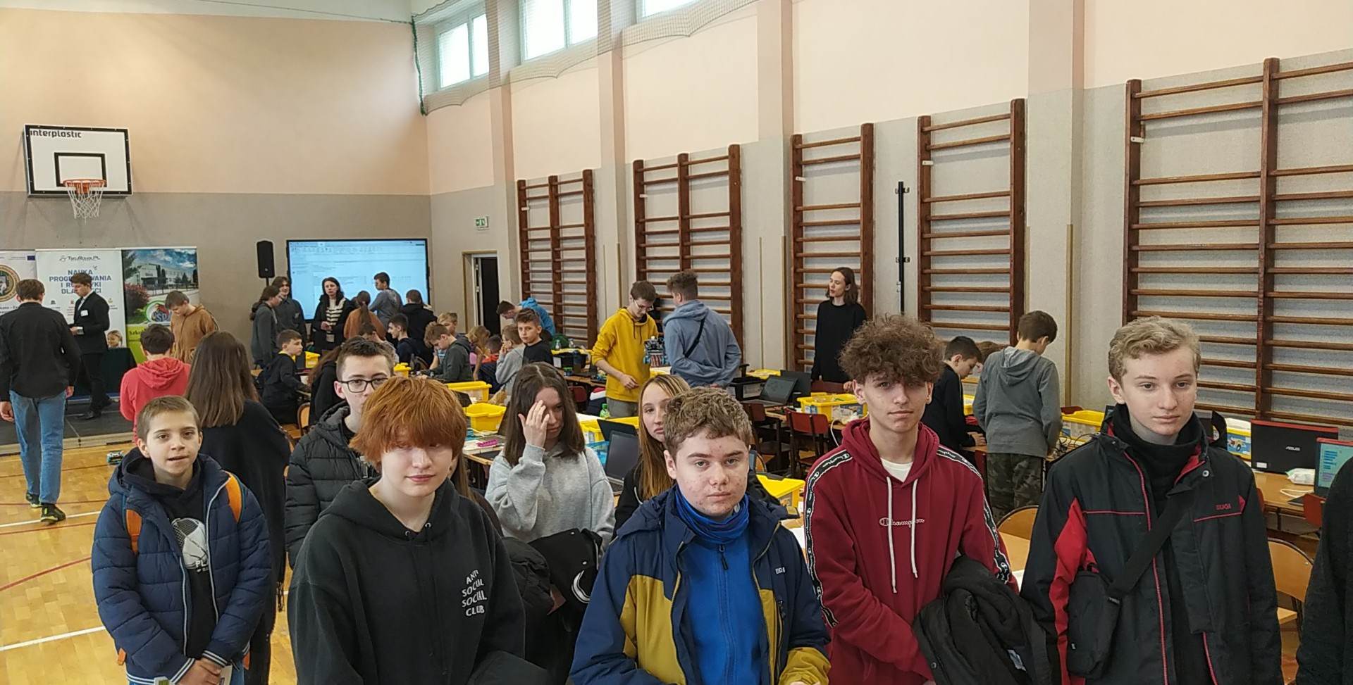 Tutaj powinien być opis obrazka