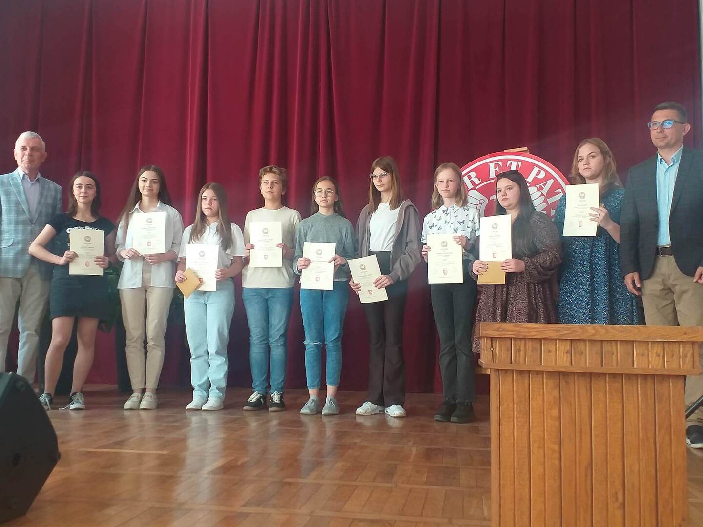 Tutaj powinien być opis obrazka