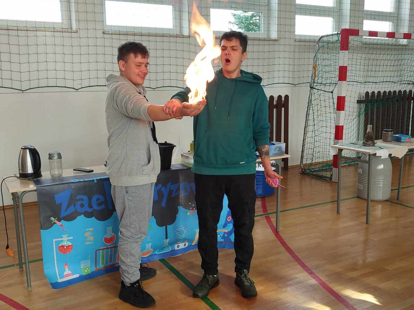 Tutaj powinien być opis obrazka