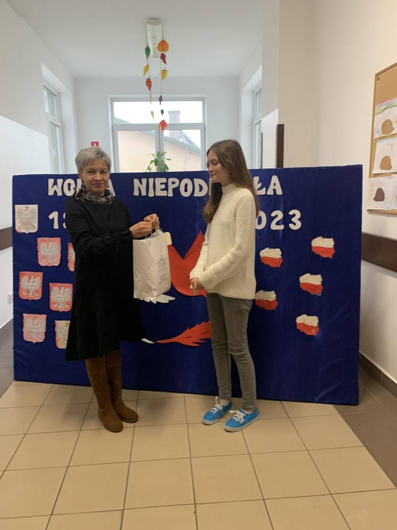 Tutaj powinien być opis obrazka