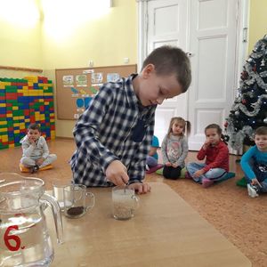 129542448_370960384188424_4994191827934523570_njpg [300x300]