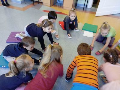 129713049_394933458431375_2402701158534256692_njpg [400x300]