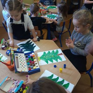 131662585_1033423333809344_8361621107931063386_njpg [300x300]