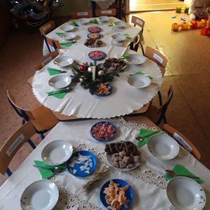 132427085_876141423156214_4814307345275621751_njpg [300x300]