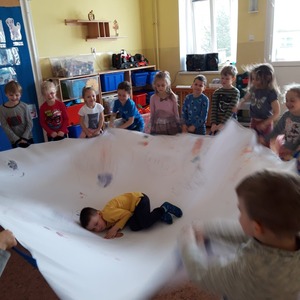 153703852_896450317797573_7848190526559996411_njpg [300x300]