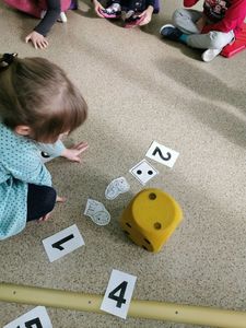 157577833_865126360947165_3408396612857587260_njpg [225x300]