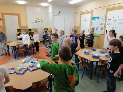 159819970_1109513659487149_4685593226055521473_njpg [400x300]