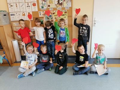 159880315_434580344271668_9158751148725654544_njpg [400x300]