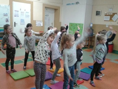 159923848_120816483277959_8098351609592251344_njpg [400x300]