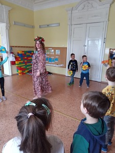 162172384_283719949913783_3642370722439621669_njpg [225x300]