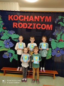 190467359_245566863993981_3820835216056137263_njpg [223x300]