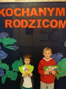 190295705_481472649787169_1309188702216688759_njpg [223x300]