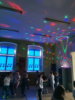 s2jpg [250x333]