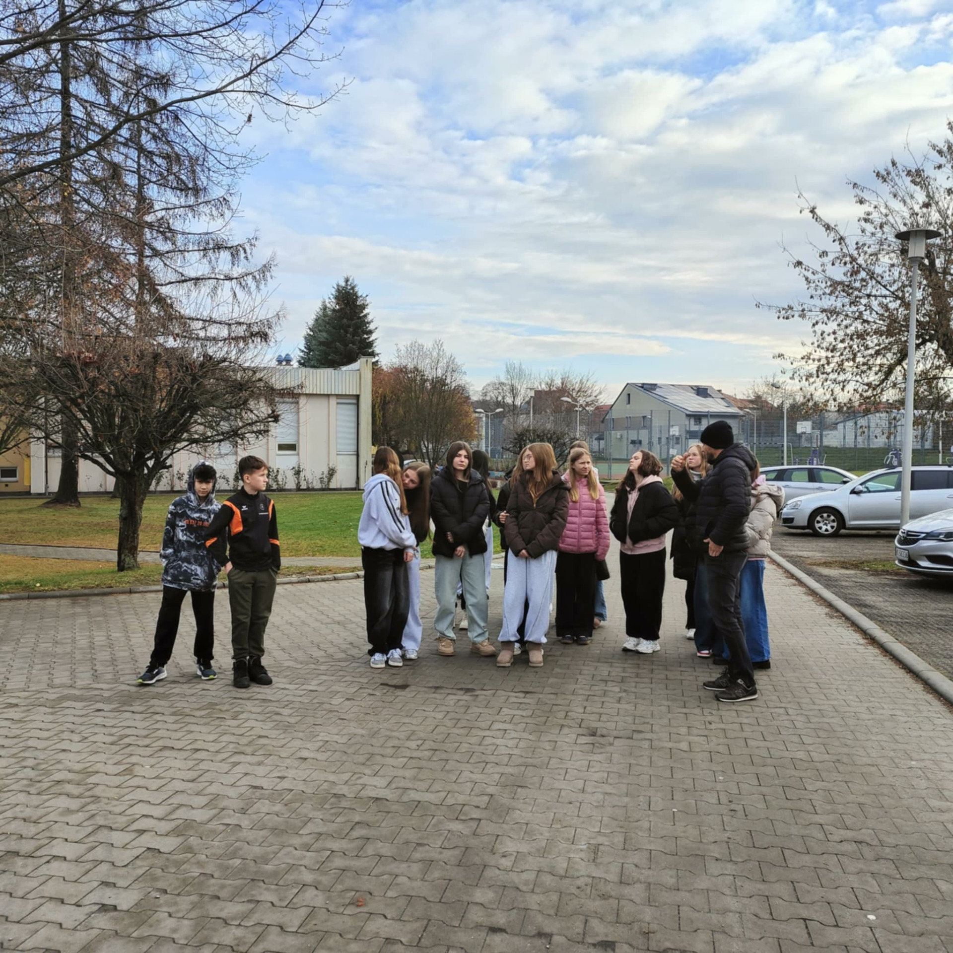 Tutaj powinien być opis