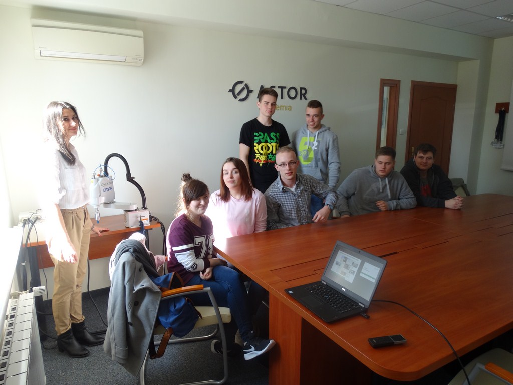 Tutaj powinien być opis